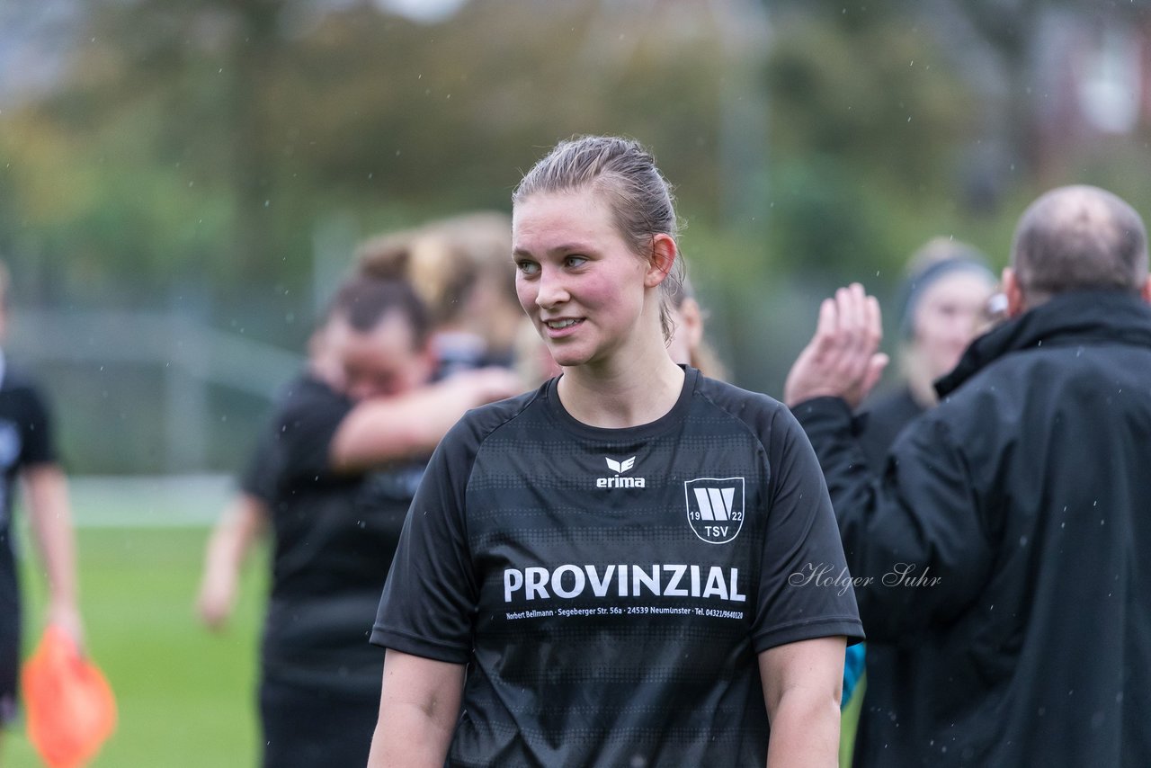 Bild 305 - Frauen TSV Wiemersdorf - VfR Horst : Ergebnis: 0:7